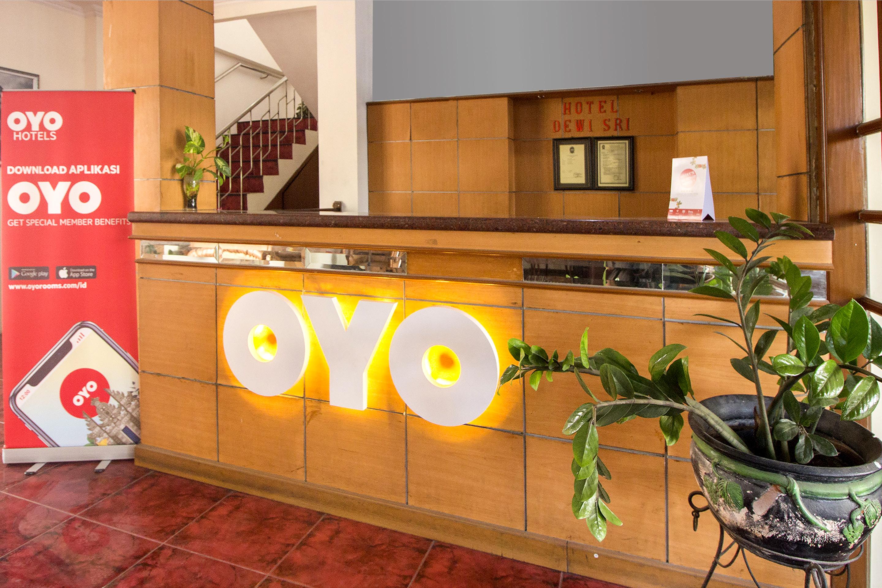 Hotel Dewi Sri Redpartner Yogyakarta Eksteriør billede
